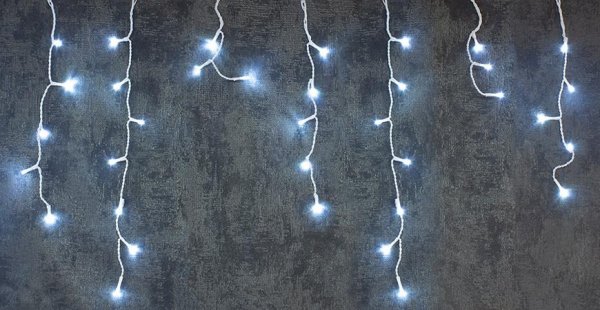 Reťaz MagicHome Vianoce Icicle, 100 LED studená biela, MULTI CONNECT, cencúľová, jednoduché svieteni